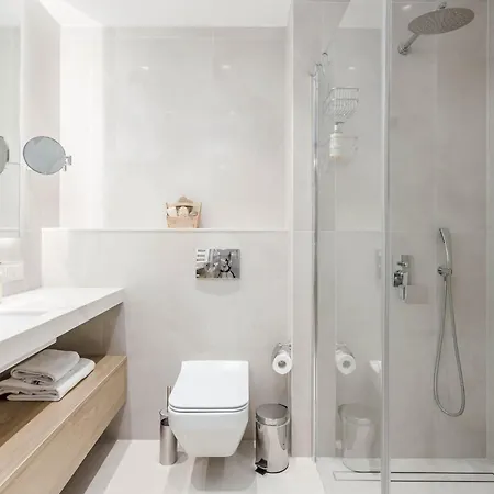 Deo Plaza Waterfront Luxury By Renters 公寓