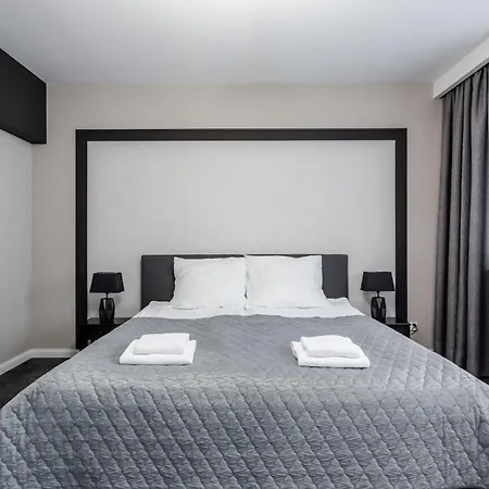 Deo Plaza Waterfront Luxury By Renters 그단스크