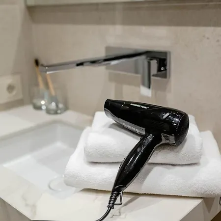 Deo Plaza Waterfront Luxury By Rent Like *