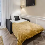 Deo Plaza Waterfront Luxury By Renters شقة غدانسك