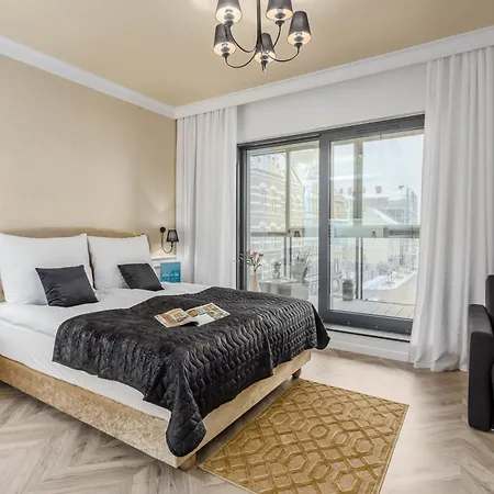 Deo Plaza Waterfront Luxury By Renters