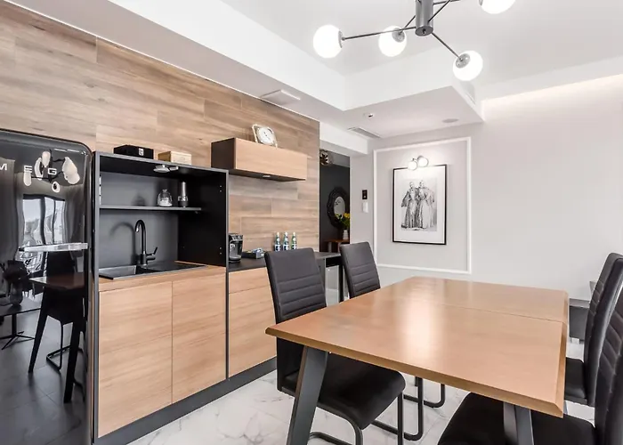 Deo Plaza Waterfront Luxury By Rent Like *